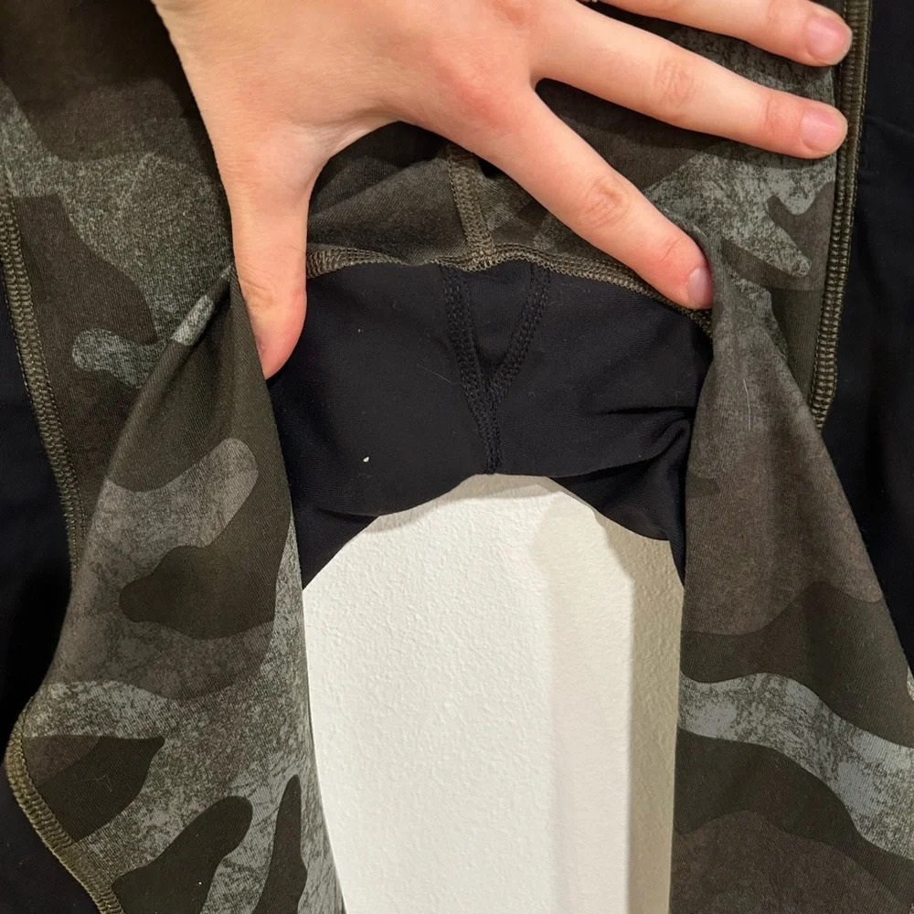 North Face Motivation High Rise Pocket 7/8 Tights Camo Black Womens S Yoga - Picture 4 of 8